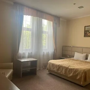 Hotel Ligena, Boryspilʼ